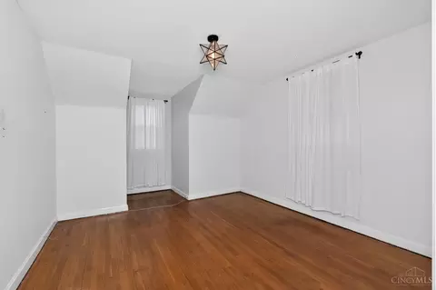 Bedroom - 4635 Mayhew Ave, Cincinnati, OH 45238 photo 3 of 4