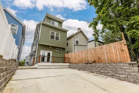 Exterior - 2406 Kenton St, Cincinnati, OH 45206 photo 5 of 7