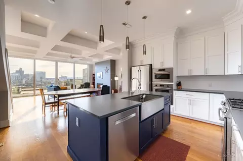 Kitchen - 305 Seitz St, Cincinnati, OH 45202 photo 2 of 4