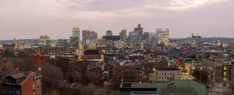 View/Area - 305 Seitz St, Cincinnati, OH 45202 photo 3 of 10