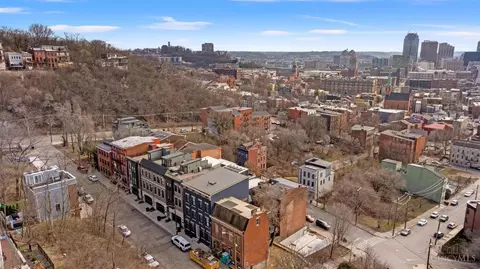 View/Area - 305 Seitz St, Cincinnati, OH 45202 photo 10 of 10