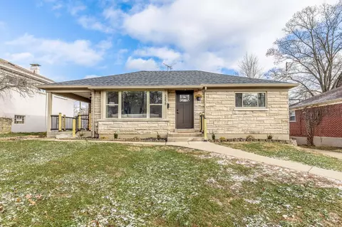 5858 Giffindale Dr, Cincinnati, OH 45239