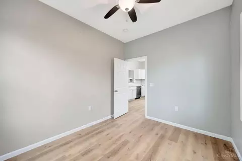5320 Ward St, Cincinnati, OH 45227 photo 25