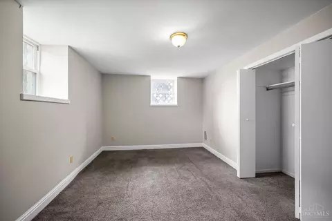 Bedroom - 3280 Jefferson Ave, Cincinnati, OH 45220 photo 10 of 16