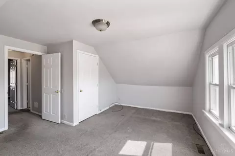 Bedroom - 3280 Jefferson Ave, Cincinnati, OH 45220 photo 6 of 16