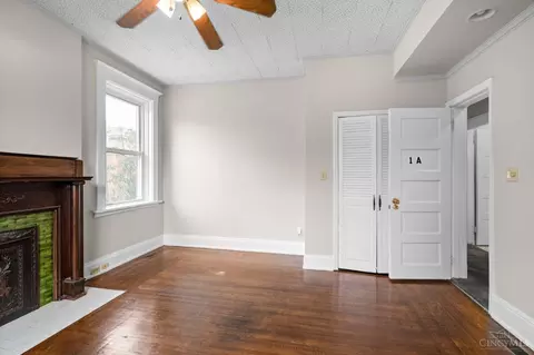 Bedroom - 3280 Jefferson Ave, Cincinnati, OH 45220 photo 16 of 16