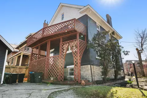 Exterior - 3280 Jefferson Ave, Cincinnati, OH 45220 photo 3 of 4