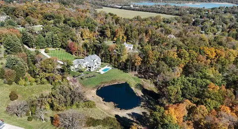View/Area - 9725 Cunningham Rd, Cincinnati, OH 45243 photo 3 of 4