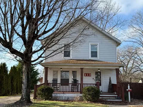 213 Charity St, Bethel, OH 45106
