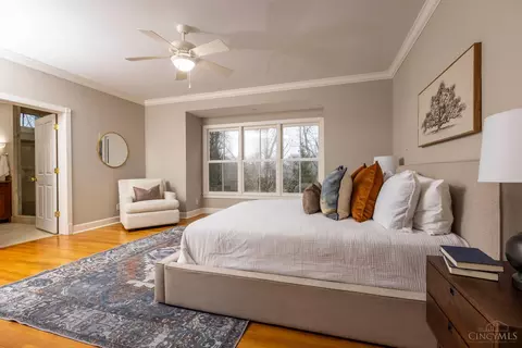 Bedroom - 9850 Zig Zag Rd, Montgomery, OH 45242 photo 1 of 7