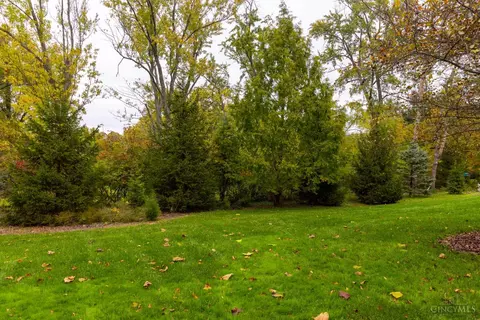Exterior - 9850 Zig Zag Rd, Montgomery, OH 45242 photo 11 of 13