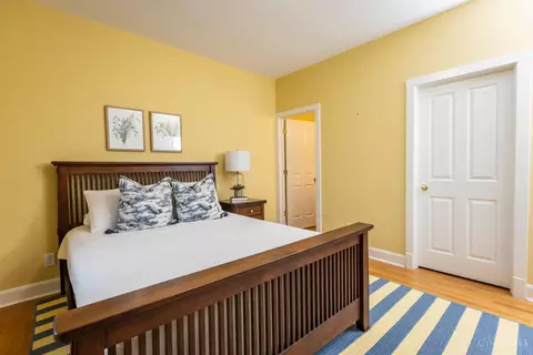 Bedroom - 9850 Zig Zag Rd, Montgomery, OH 45242 photo 5 of 7