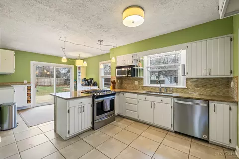 Kitchen - 1449 Cardington Rd, Kettering, OH 45409 photo 1 of 7