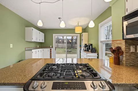 Kitchen - 1449 Cardington Rd, Kettering, OH 45409 photo 3 of 7