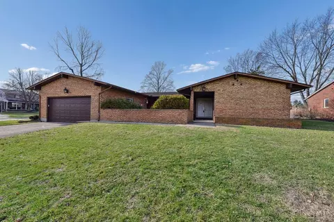 1600 Woodhall Ct, Middletown, OH 45042