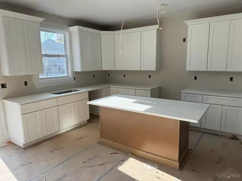 Kitchen - 3209 Bach Ave, Cincinnati, OH 45209 photo 1 of 2