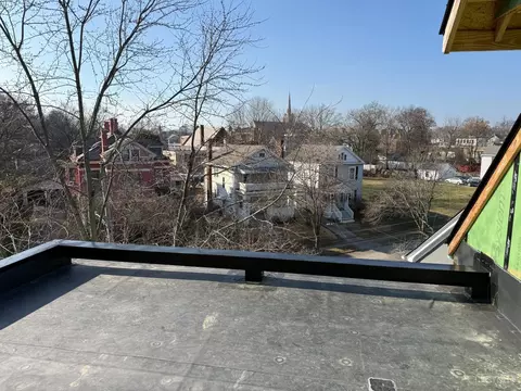 Exterior - 3209 Bach Ave, Cincinnati, OH 45209 photo 6 of 7