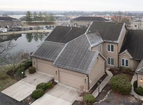 65 Waterpoint Ln, Hamilton, OH 45013