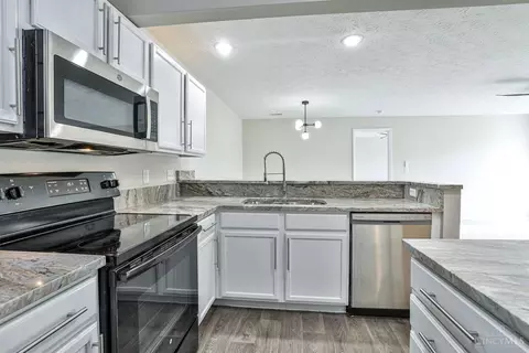 12120 Regency Run Ct, Cincinnati, OH 45240 photo 5