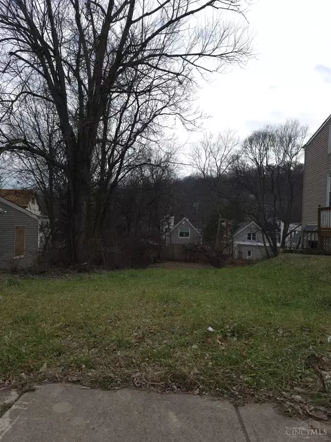 1607 Pulte St, Cincinnati, OH 45225 photo 3