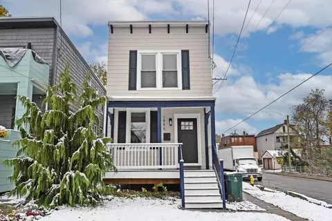 1996 Kinney Ave, Cincinnati, OH 45207