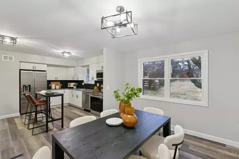 Dining - 1033 Hearthstone Dr, Cincinnati, OH 45231 photo 1 of 6