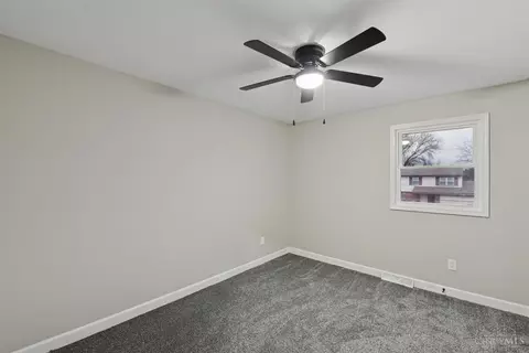 Bedroom - 1033 Hearthstone Dr, Cincinnati, OH 45231 photo 5 of 14