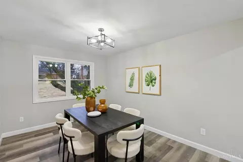 Dining - 1033 Hearthstone Dr, Cincinnati, OH 45231 photo 6 of 6