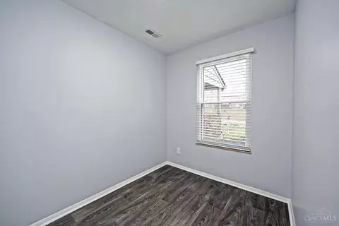 439 Mcintosh Dr, Cincinnati, OH 45255 photo 17