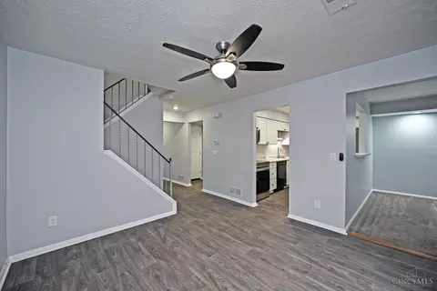 439 Mcintosh Dr, Cincinnati, OH 45255 photo 7