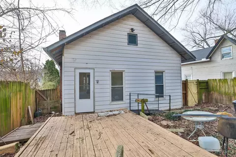 Exterior - 5366 Tyndall Ave, Cincinnati, OH 45233 photo 7 of 7