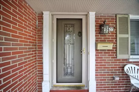 Exterior - 8433 Jonfred Ct, Cincinnati, OH 45231 photo 3 of 5