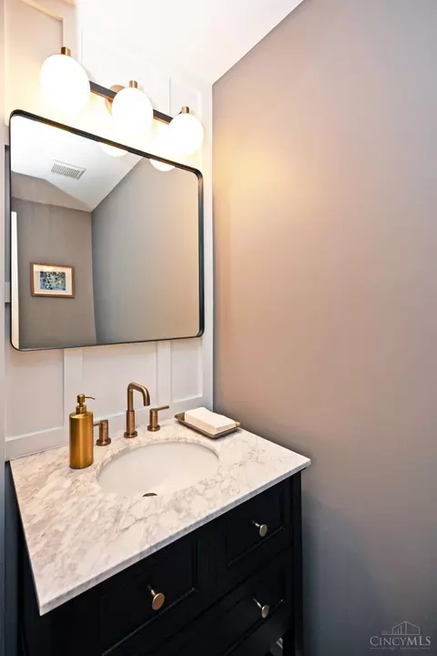 3407 Aston Ct, Cincinnati, OH 45209 photo 21