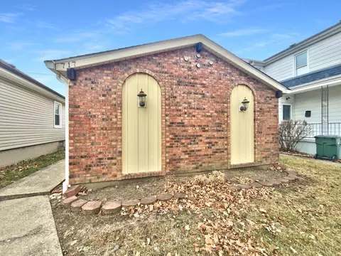 717 Cleveland Ave, Hamilton, OH 45013