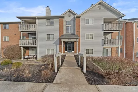 7470 Shawnee Ln, West Chester, OH 45069