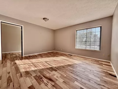 Living - 2885 Chaise Ln, Maineville, OH 45039 photo 3 of 3
