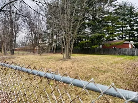 Exterior - 4274 Marette Dr, Cincinnati, OH 45245 photo 2 of 6