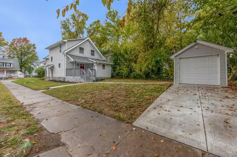Exterior - 6022 Bramble Ave, Cincinnati, OH 45227 photo 5 of 7