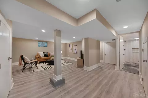 Entry Way - 6022 Bramble Ave, Cincinnati, OH 45227 photo 8 of 8