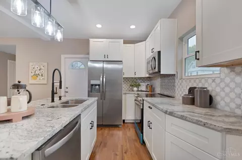 Kitchen - 6022 Bramble Ave, Cincinnati, OH 45227 photo 2 of 3