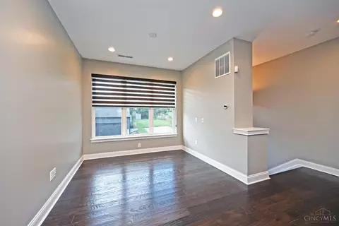 548 Slack St, Cincinnati, OH 45202 photo 10