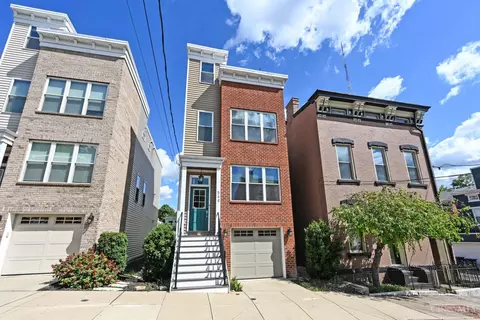 548 Slack St, Cincinnati, OH 45202 photo 2