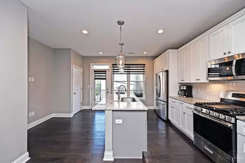 548 Slack St, Cincinnati, OH 45202 photo 17