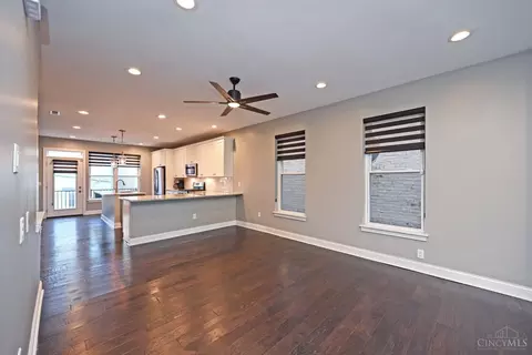 548 Slack St, Cincinnati, OH 45202 photo 12