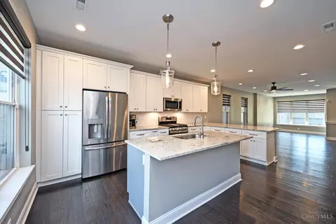 548 Slack St, Cincinnati, OH 45202 photo 18