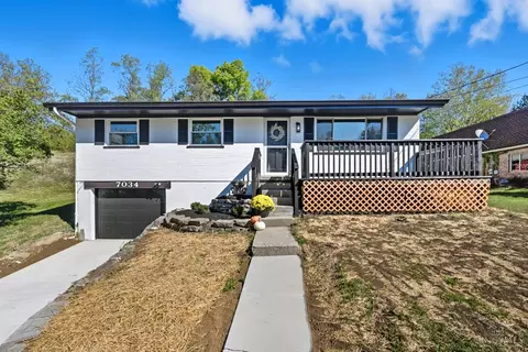 7034 Hearne Rd, Cincinnati, OH 45248