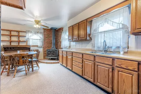 Kitchen - 651 Second St, Franklin, OH 45005 photo 3 of 3