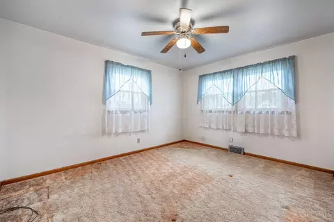 Bedroom - 651 Second St, Franklin, OH 45005 photo 5 of 6