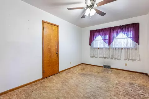 Bedroom - 651 Second St, Franklin, OH 45005 photo 1 of 6