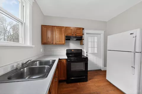 Kitchen - 3353 Mcfadden Ave, Cincinnati, OH 45211 photo 2 of 2